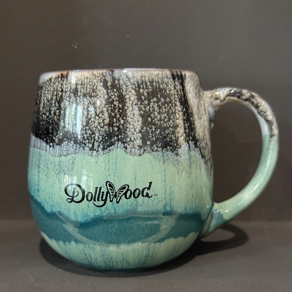 Dollywood Coffee Mug